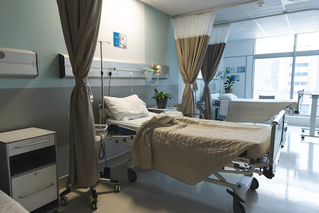 general-view-patient-room-with-beds-medical-equipment-hospital-hospital-medical-equipment-medicine-healthcare_13339-341141